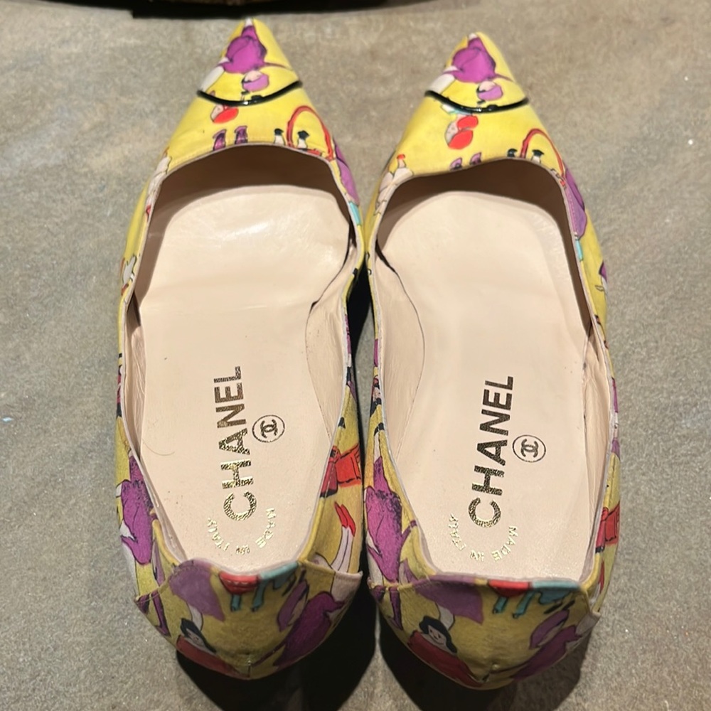 Yellow satin Chanel shoes made in italy size 36
